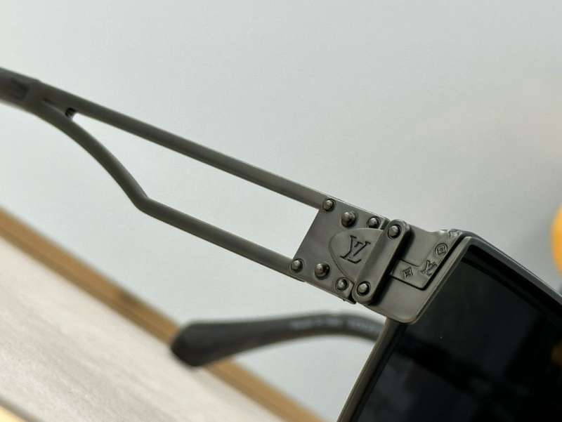 Picture of LV Sunglasses _SKUfw55558830fw